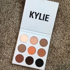 Kylie Cosmetics Bronze Eyeshadow Palette